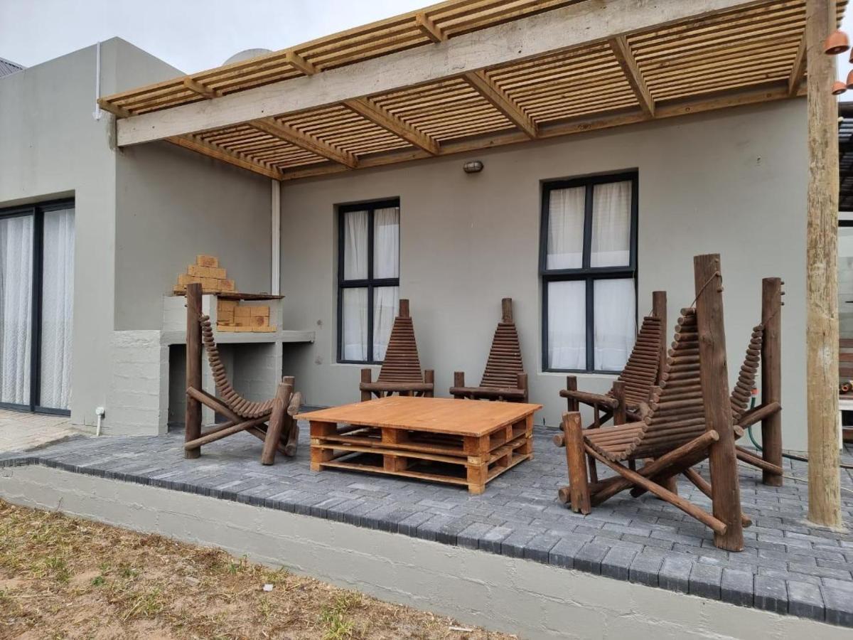 Rustic Hill Apartment Langebaan Luaran gambar