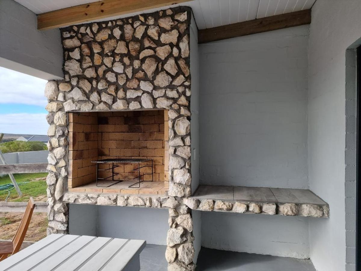Rustic Hill Apartment Langebaan Luaran gambar